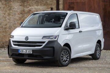 フォードと商用車開発の提携で生まれた新型トランスポーター（第7世代）