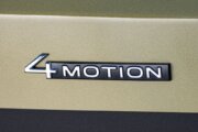 トランスポーターには機械式AWDの4Motionが設定されているのもポイントです