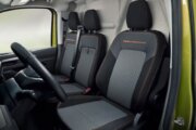 PanAmerica仕様はロゴ入り専用シート表皮が設定