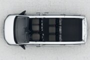 オプションで助手席2人掛けシートが選択可能（3+3人の6人乗り仕様）