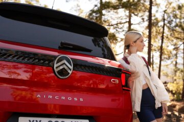 楕円型のシトロエン新ロゴが採用されました