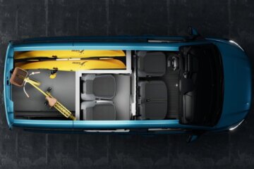 マルチキャブは2列目シートを備えながら長尺物が積み込めます