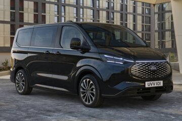 乗用MPV仕様のトルネオ・カスタム