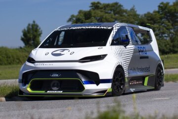 コンセプトモデルのプロ・エレクトリック・スーパーバン