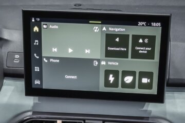 10.1インチに拡大されたタッチスクリーン